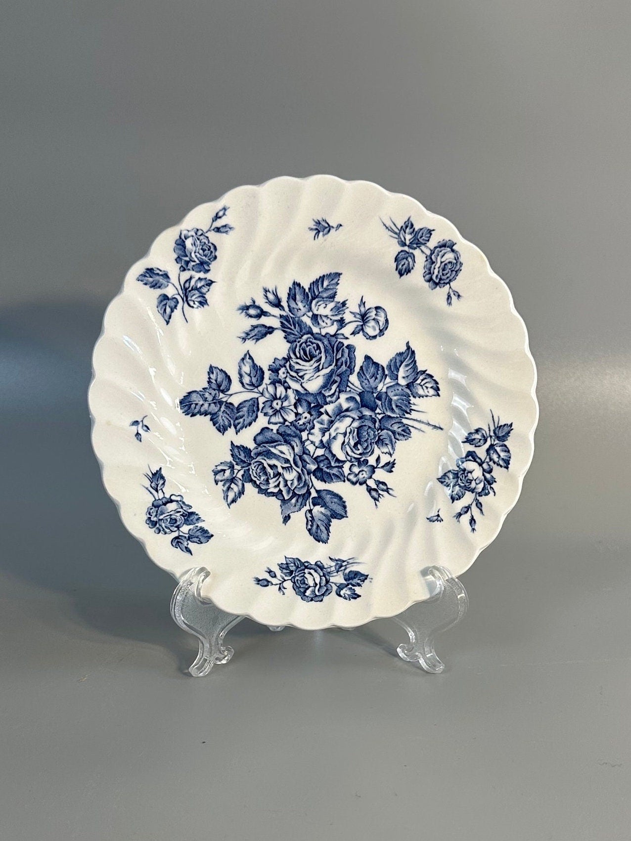2 Johnson Brothers Devon Sprays Bread Plates