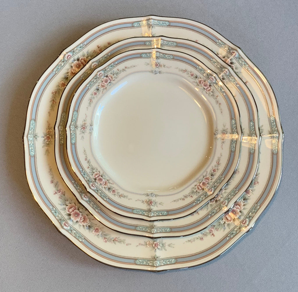 Noritake Rothschild 8 Place Settings