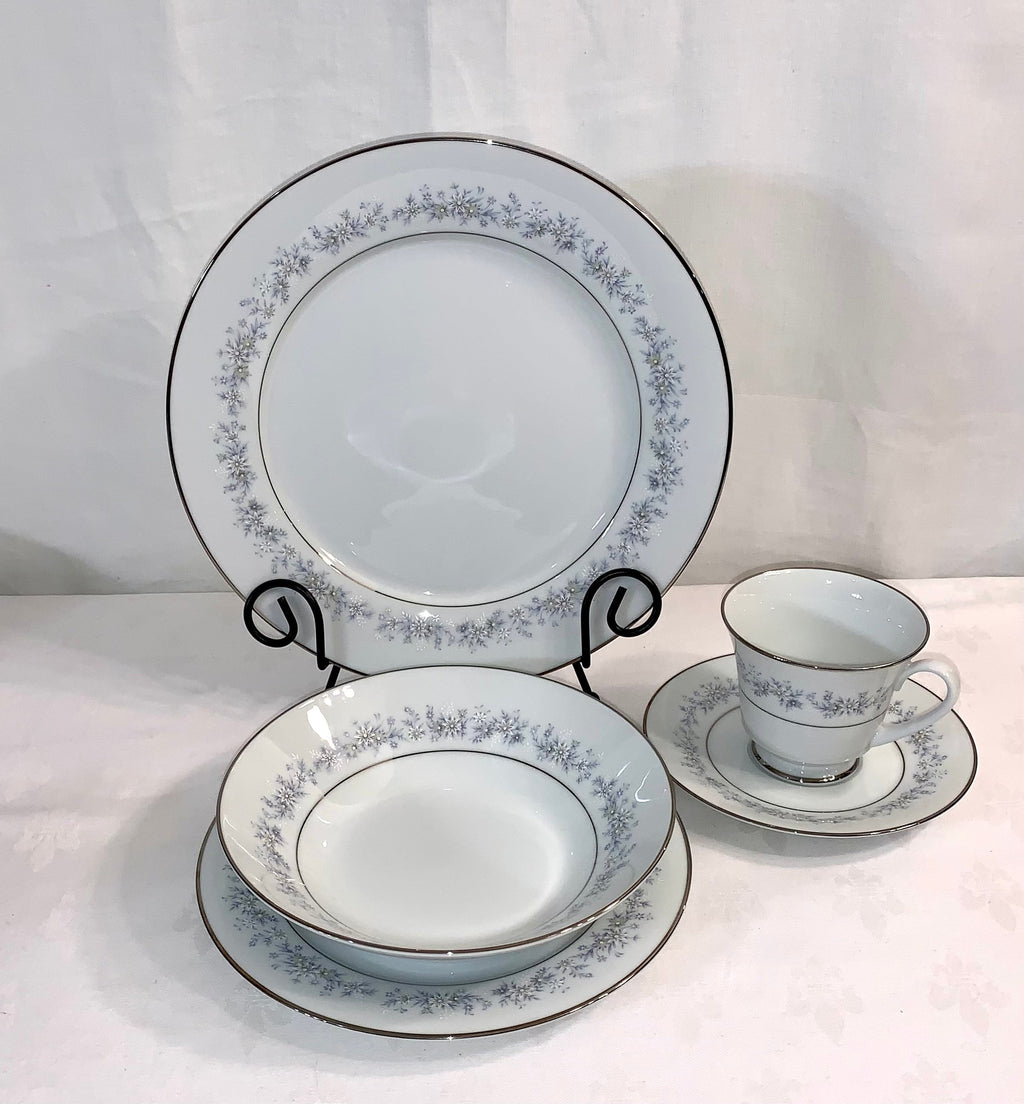 Noritake Marywood Place Setting