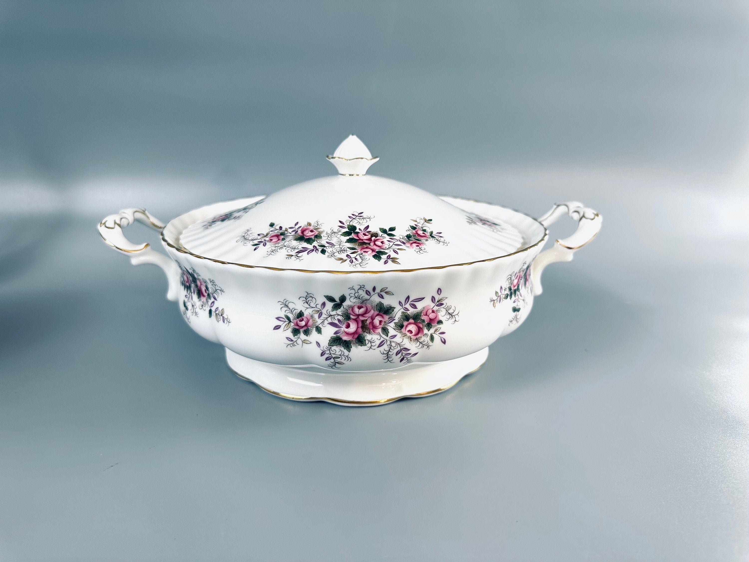 Royal Albert Lavender Rose Covered Serving Bowl