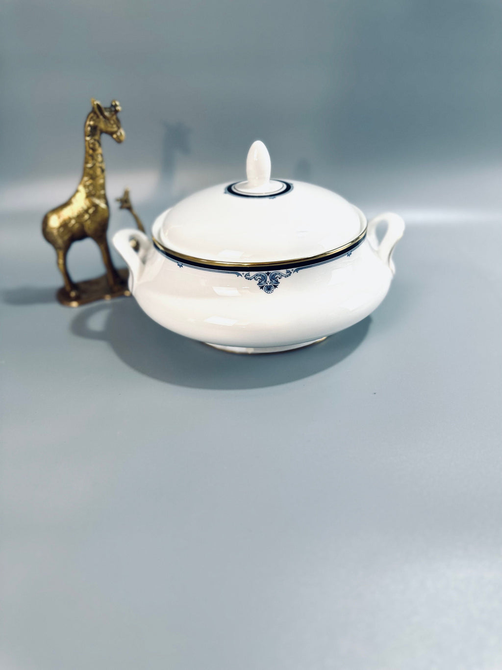 Royal Doulton Princeton Covered Serving Bowl