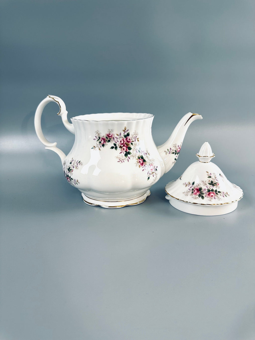 Royal Albert Lavender Rose Teapot