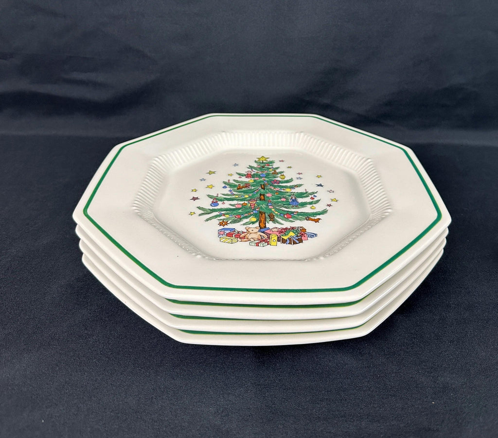 4 Nikko Christmastime Salad/Dessert Plates