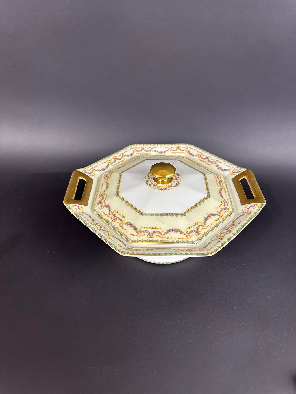 Haviland Venice Antique Covered Serving Bowl