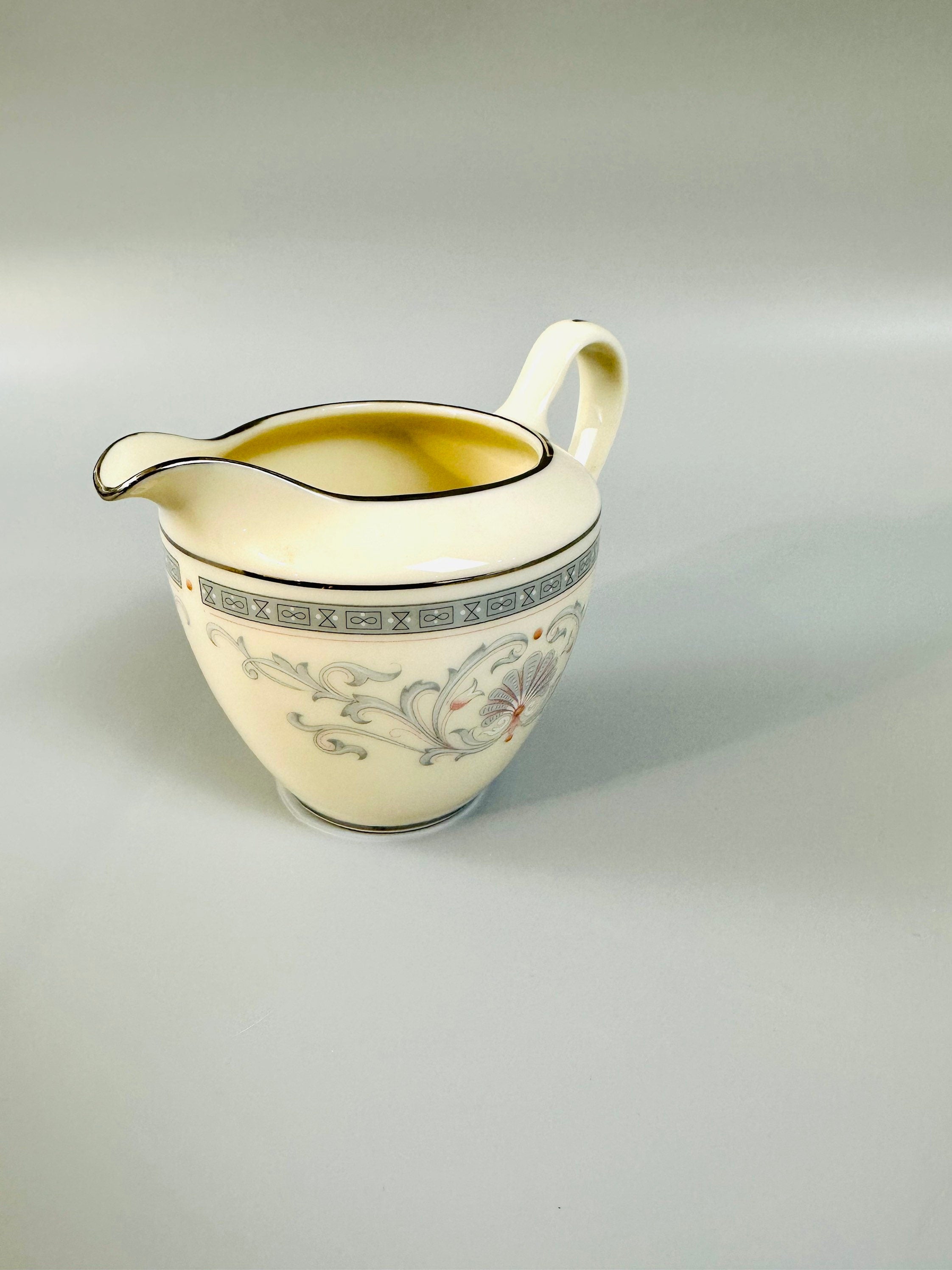Lenox Mt. Vernon Creamer