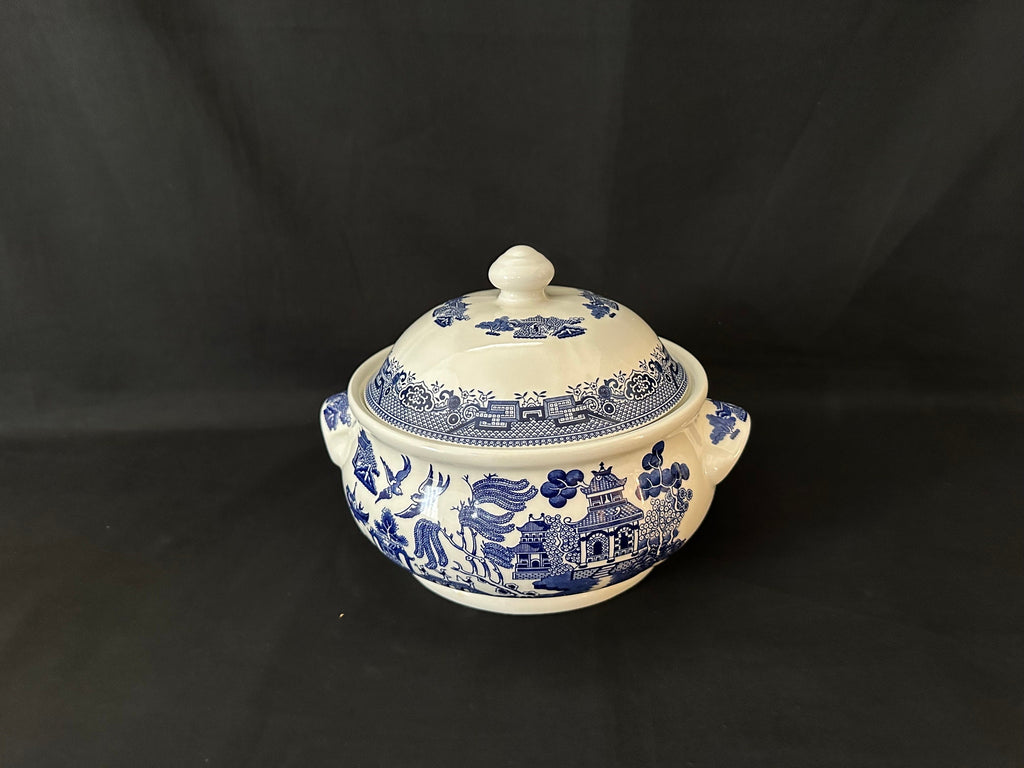 Cuthbertson Blue Willow Covered Casserole