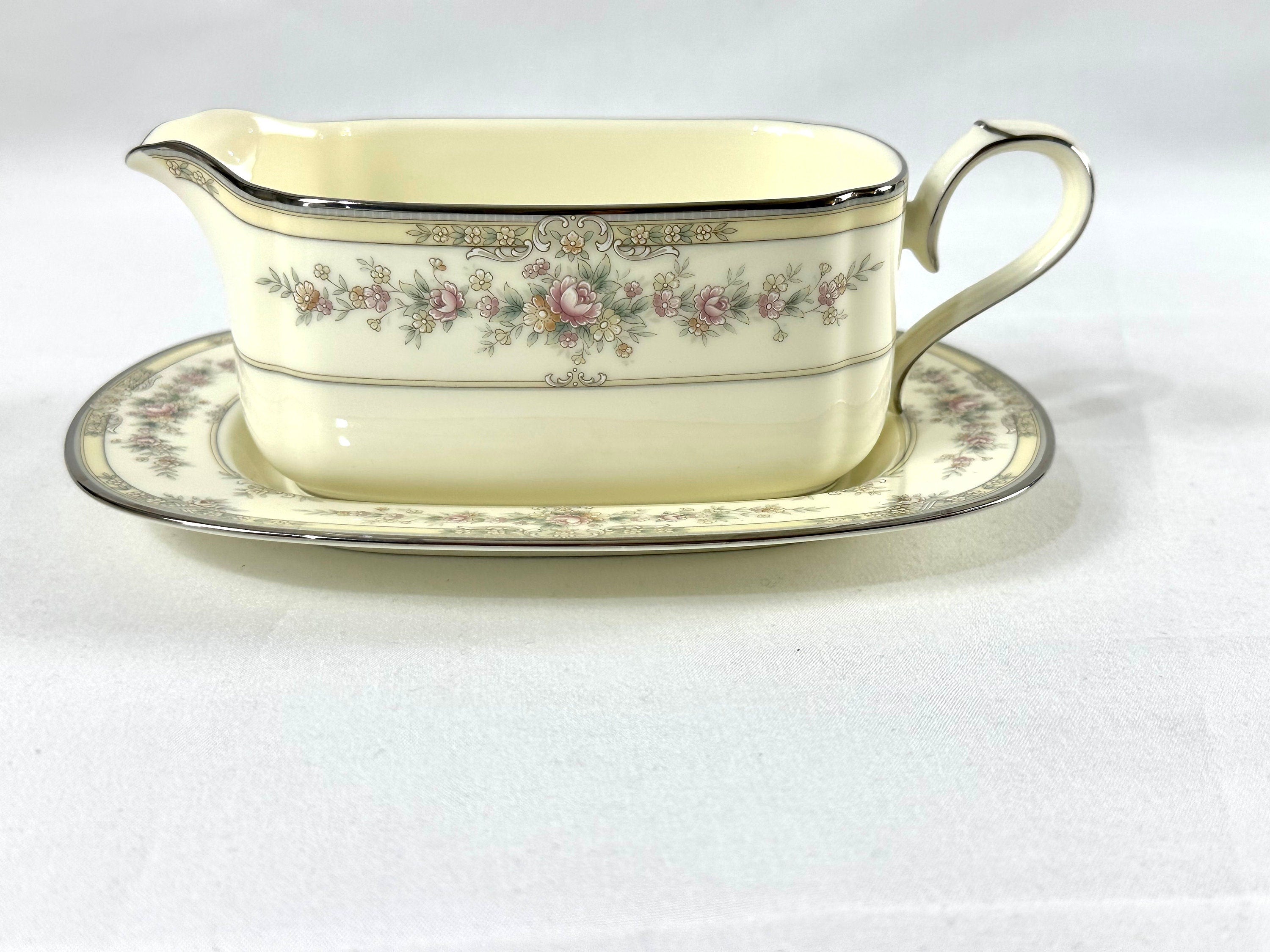 Noritake Shenandoah Gravy Boat and Underplate/Butter Dish