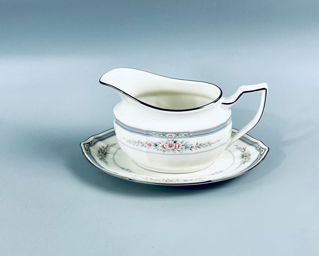 Noritake Rothschild Gravy Boat and Underplate
