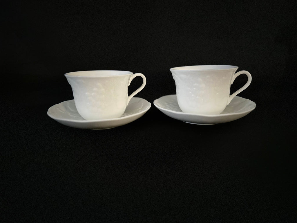 2 Wedgwood Strawberry and Vine Teacups and Saucers