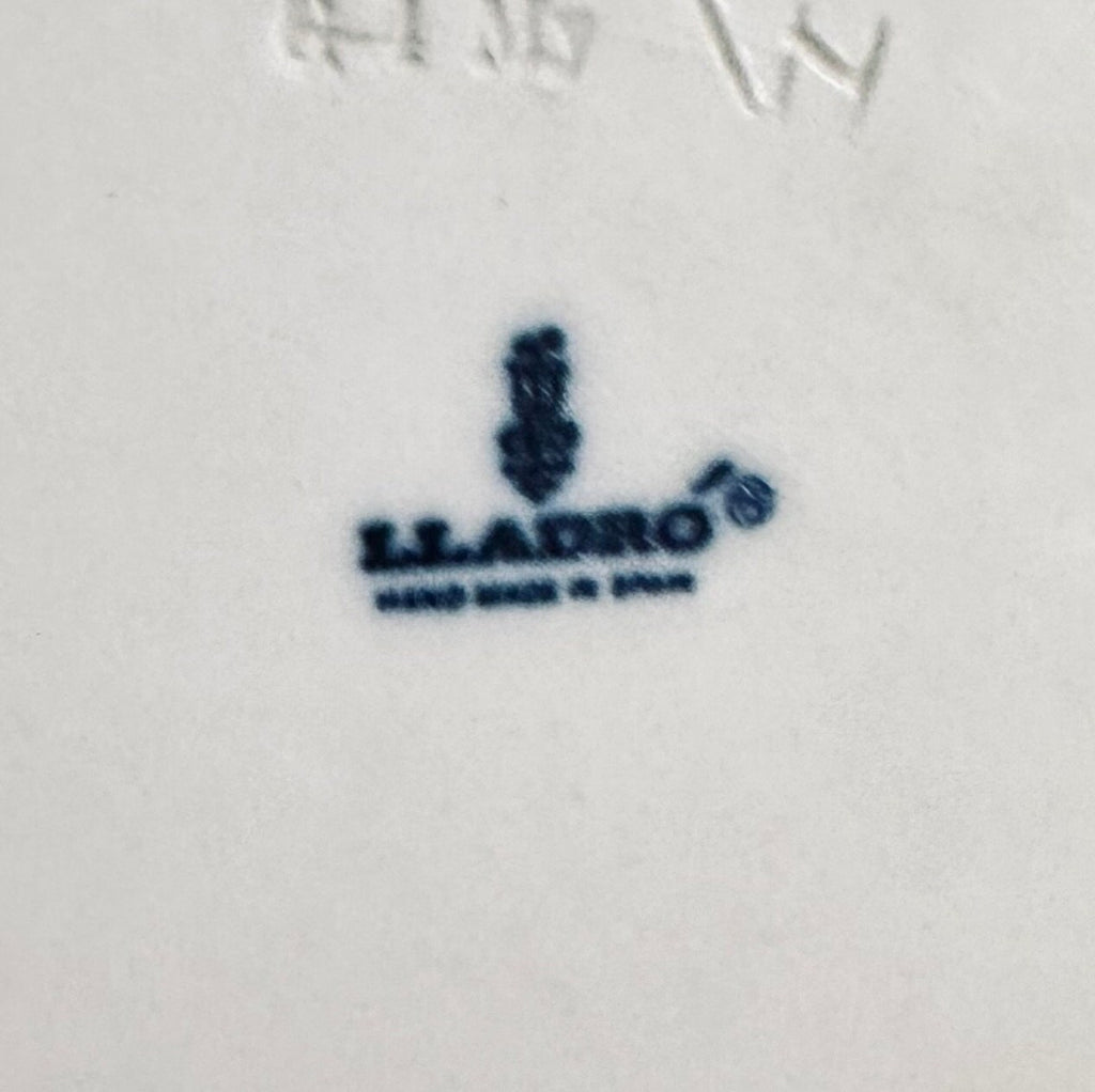 Retired Lladro Policeman 4889