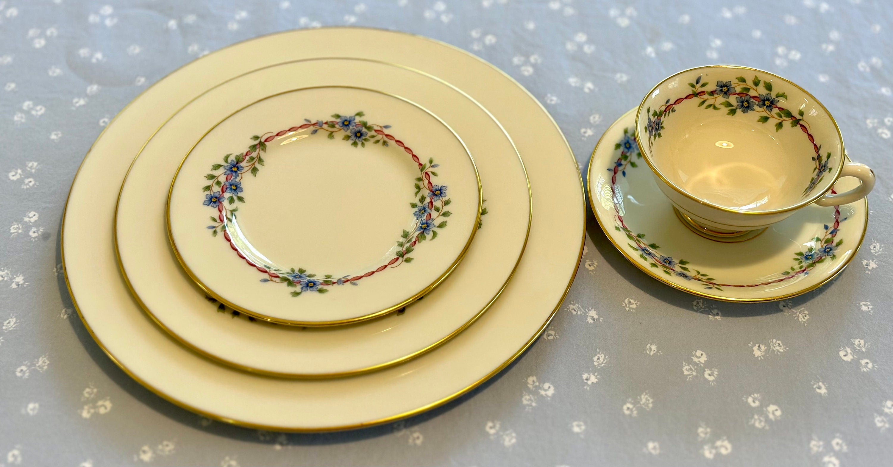 Lenox Belvidere 5 Piece Place Settings