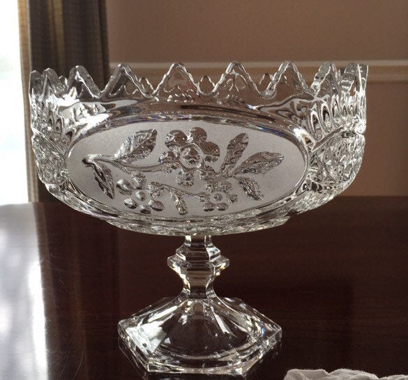 Lead Crystal D Adriana Flora Footed Bowl