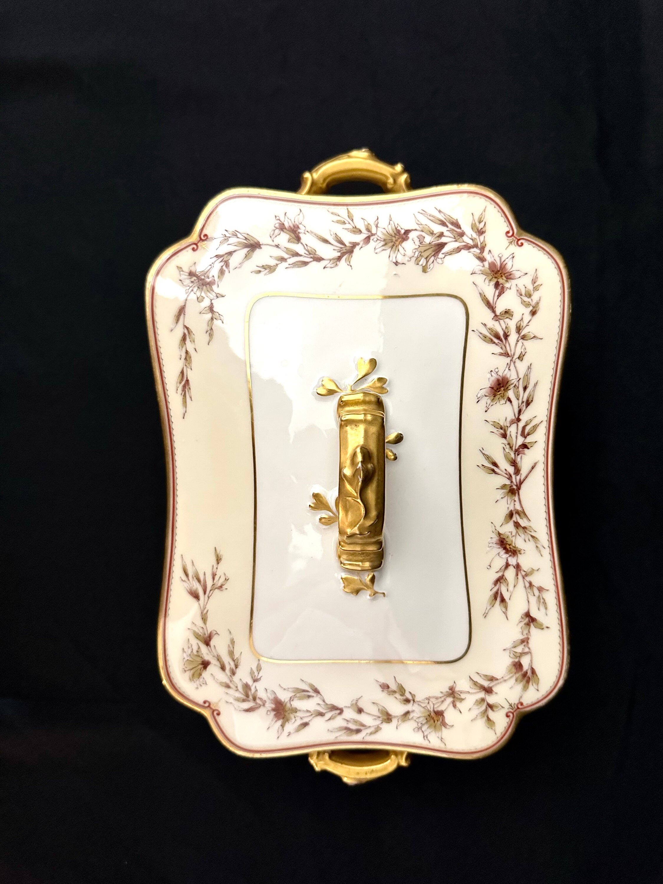 1880s Haviland Limoges Covered Serving Bowl