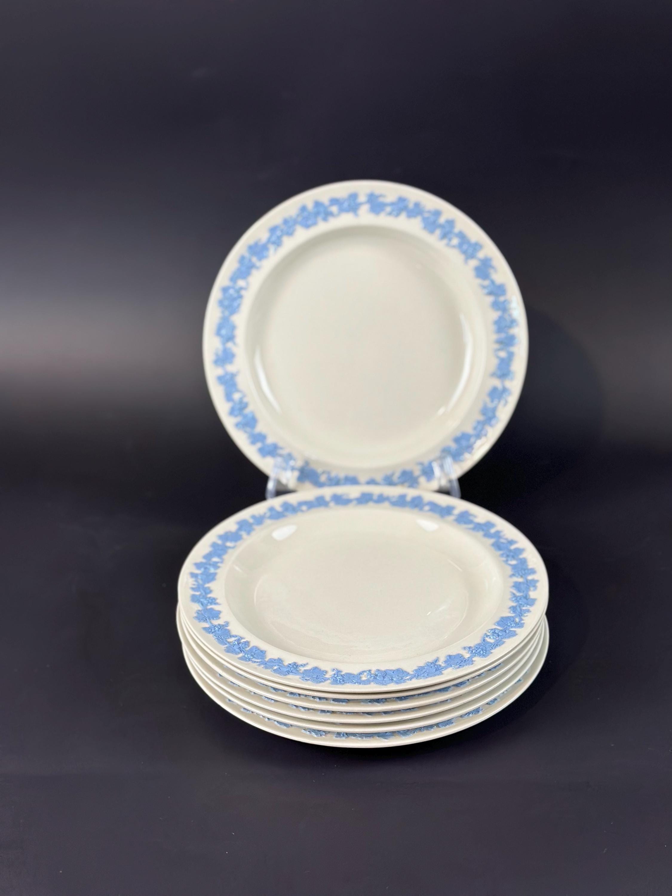 7 Wedgwood Lavender on Cream Salad Plates Plain Edge Queensware