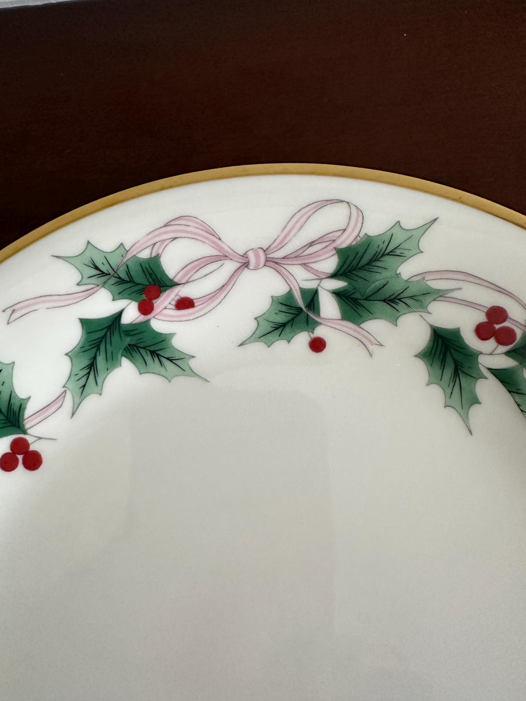 4 Mikasa Ribbon Holly Salad Plates Dessert Plates