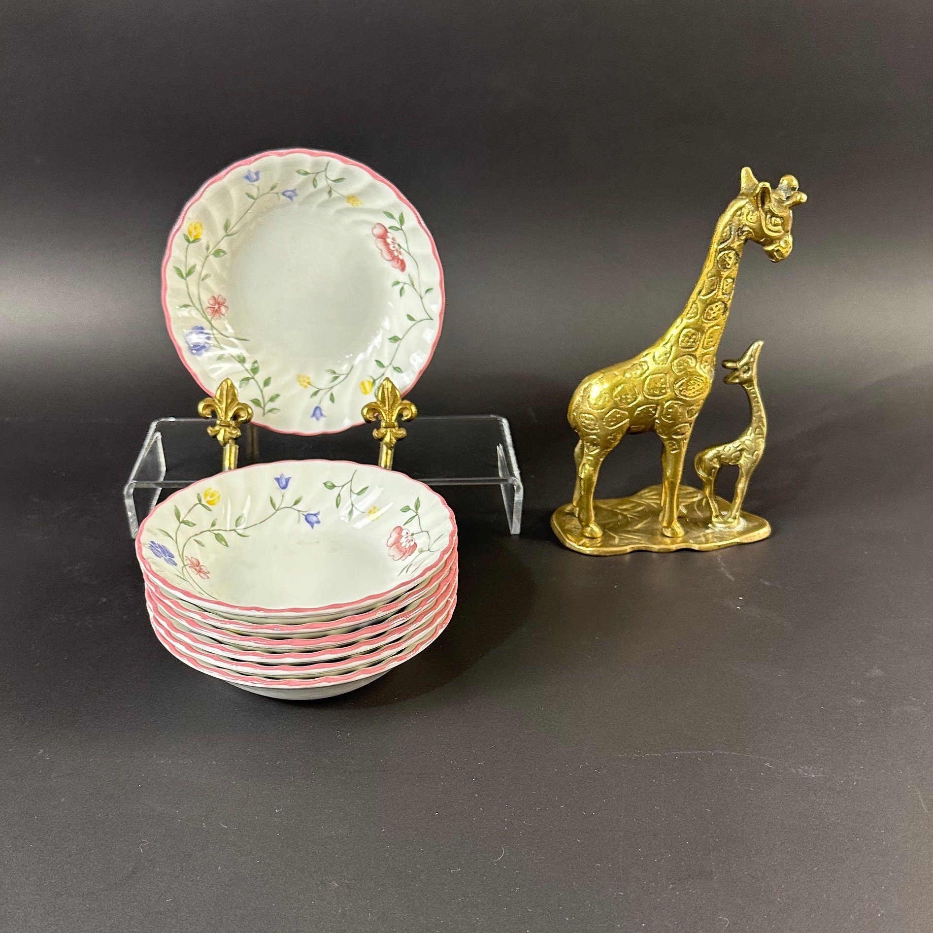 Seven Johnson Brothers “Summer Chintz “ Fruit Bowls