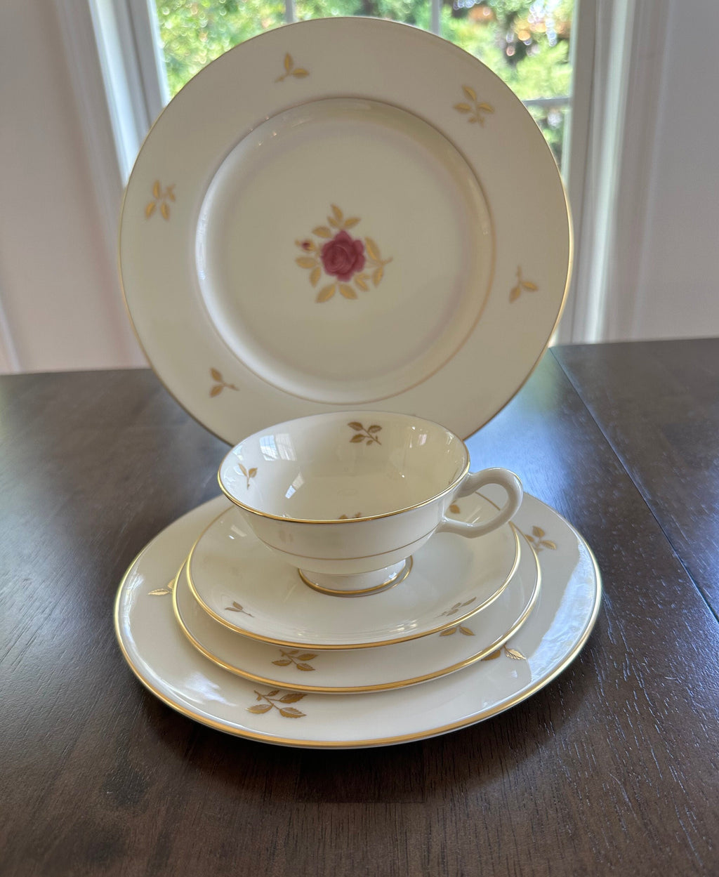 Lenox Rhodora 5 Piece Place Settings