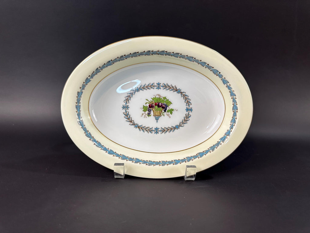 Oval Vegetable Bowl in Wedgwood Appledore