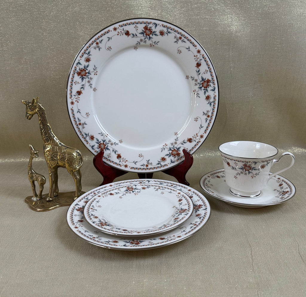 Noritake Adagio 5 Piece Placesetting