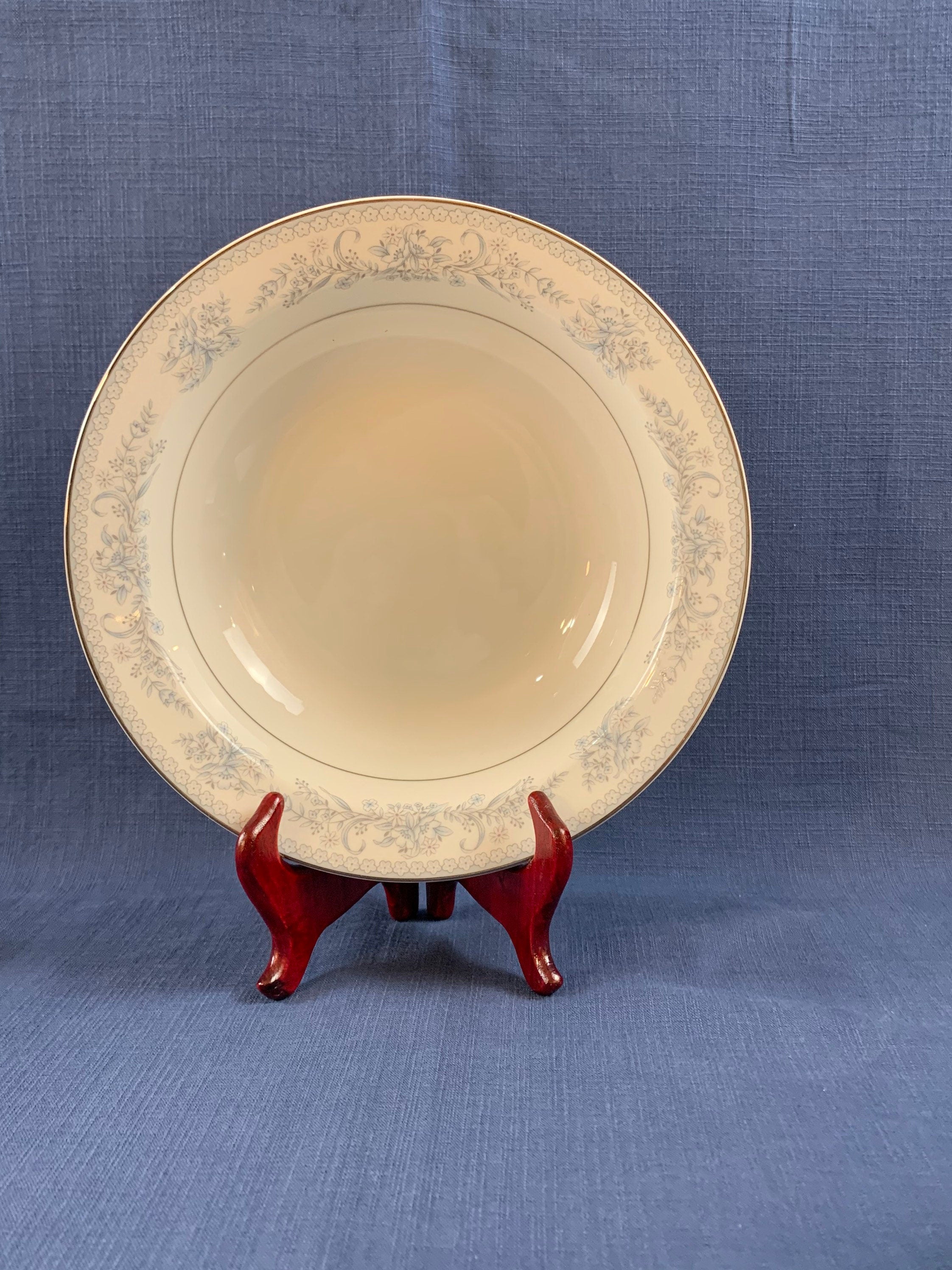 Mikasa Dresden Rose Round Serving Bowl
