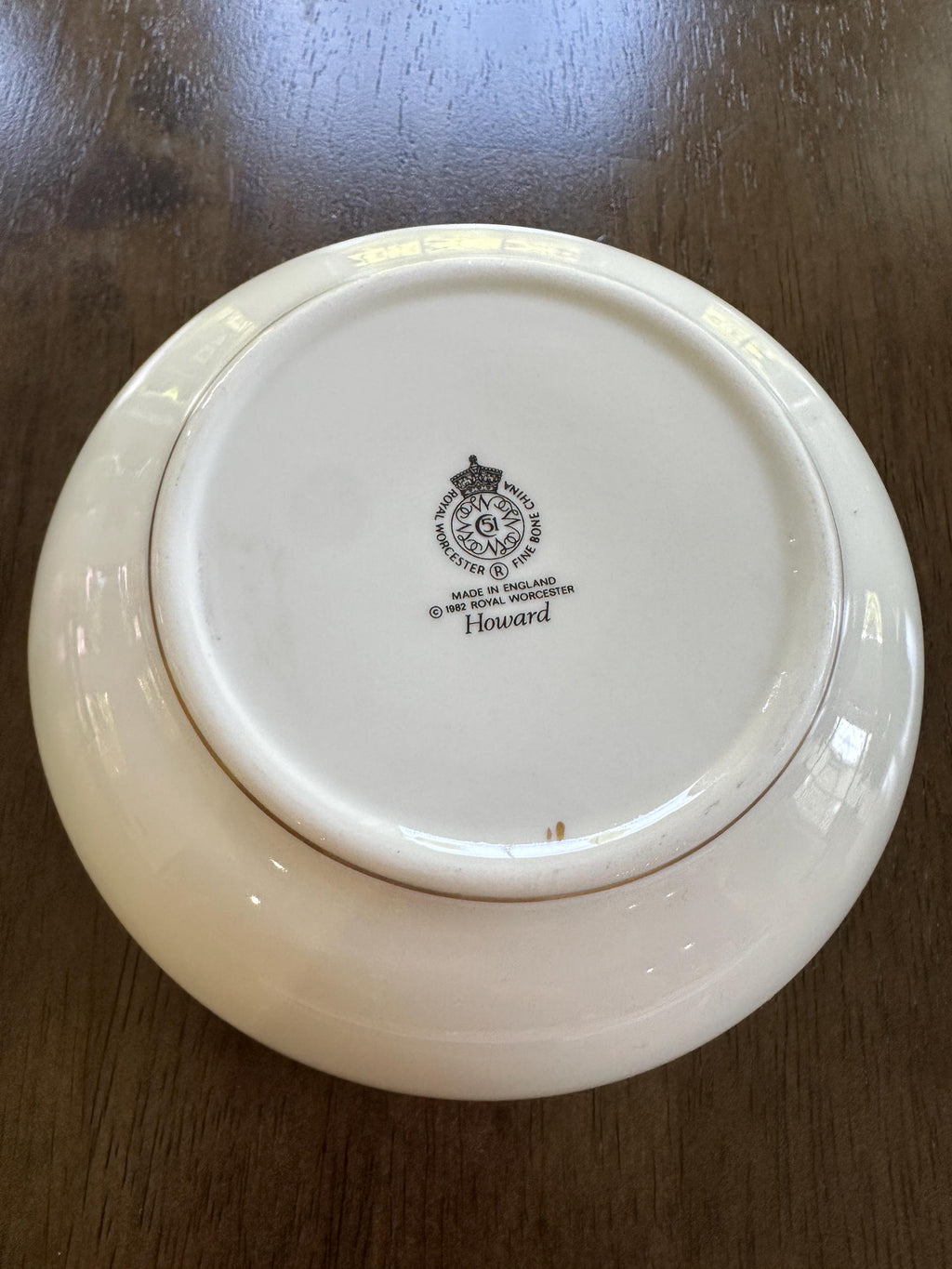 Royal Worcester Howard Leather Green Fruit Bowl