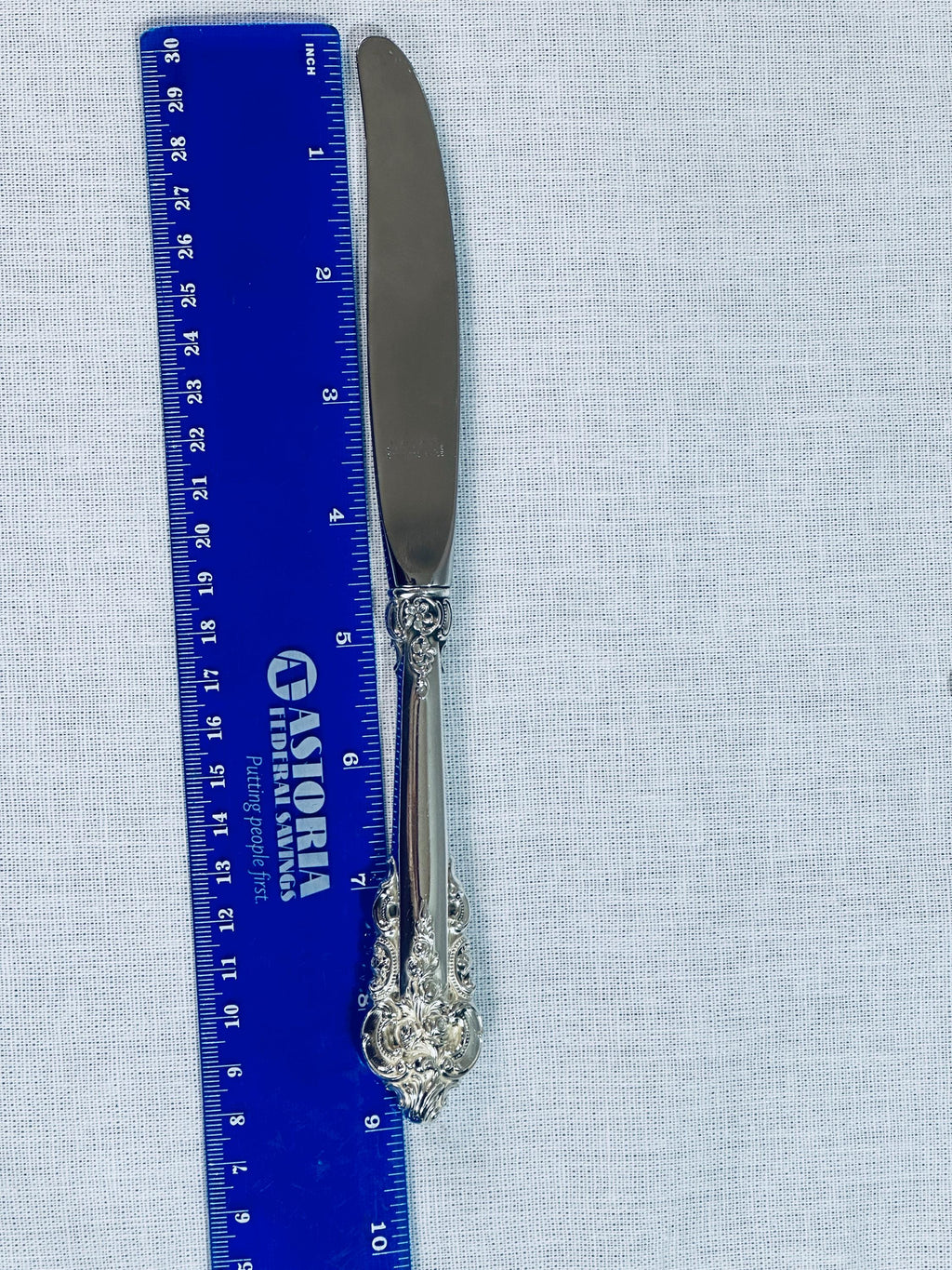 Wallace Grande Baroque Place Knife Sterling Handle