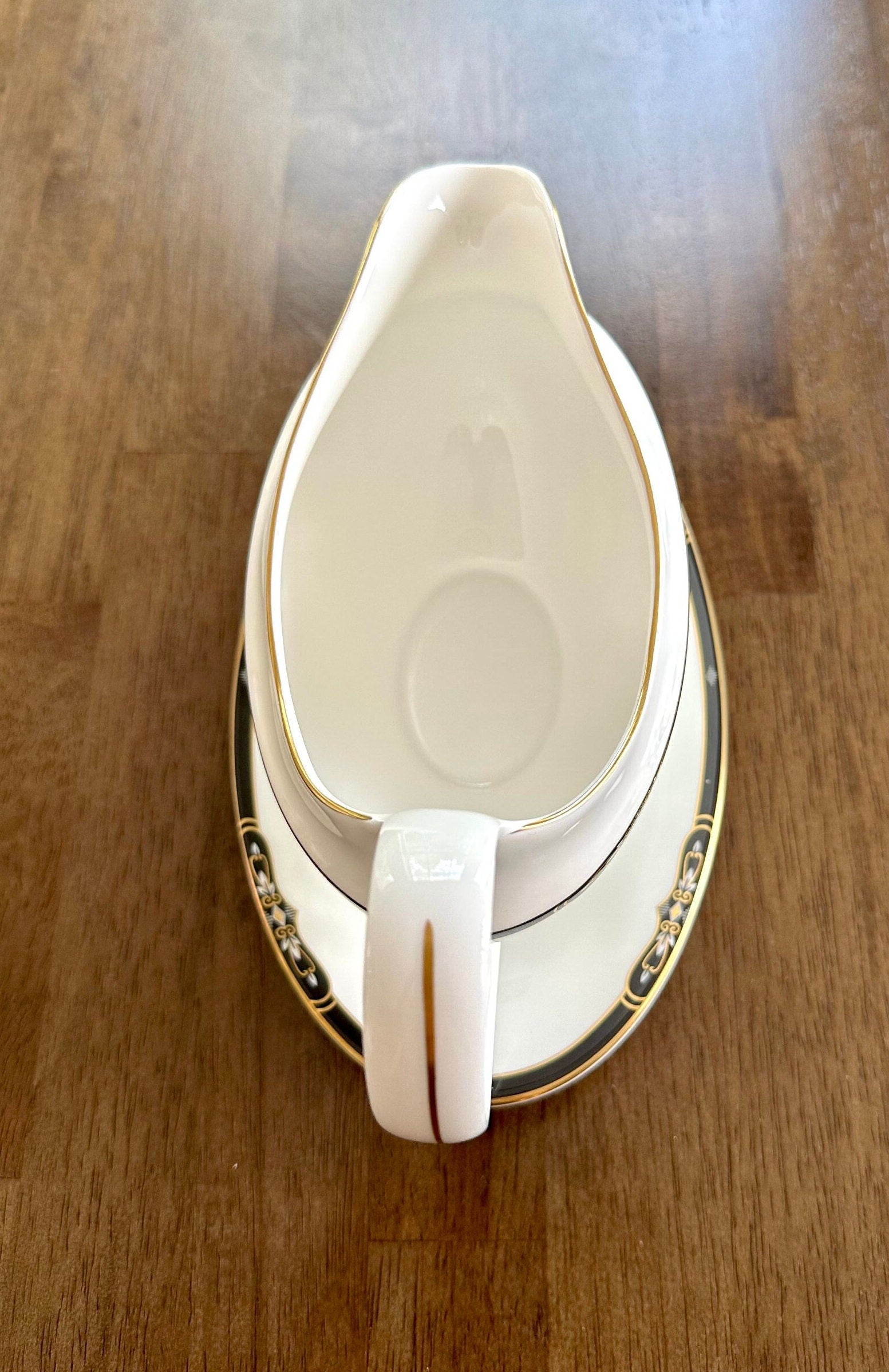 Wedgwood Preston Gravy Boat and Underplate