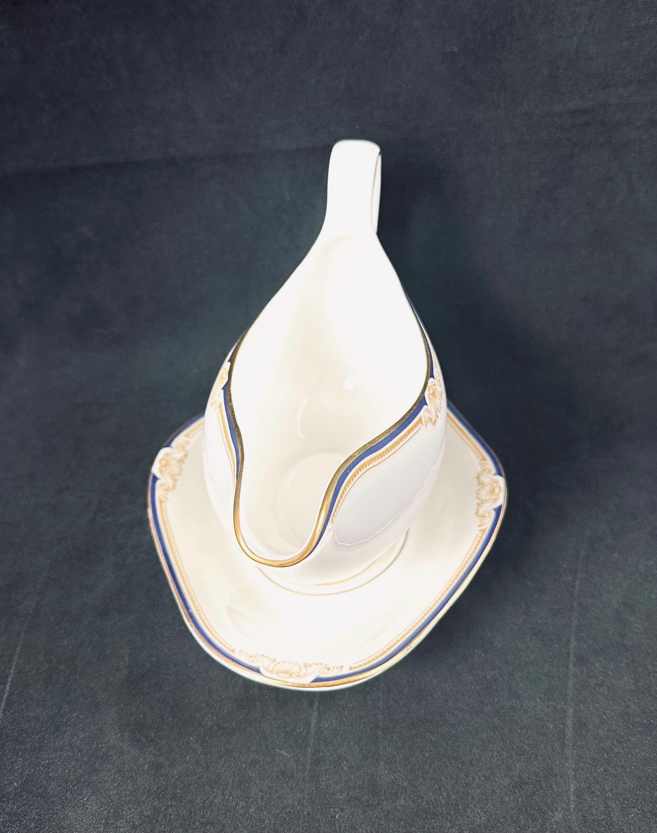 Wedgwood Cavendish Serving Bowl