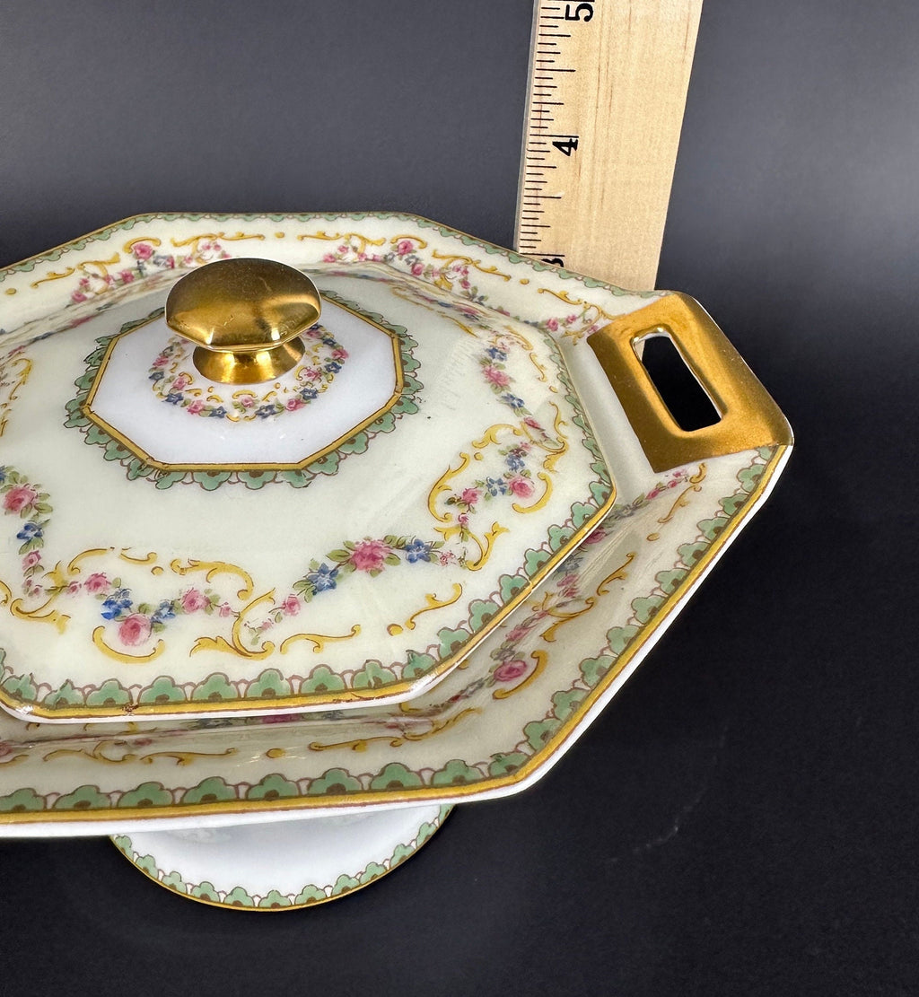 Haviland Venice Antique Covered Serving Bowl