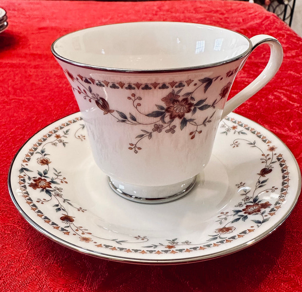 Noritake Adagio Complete Set For 8
