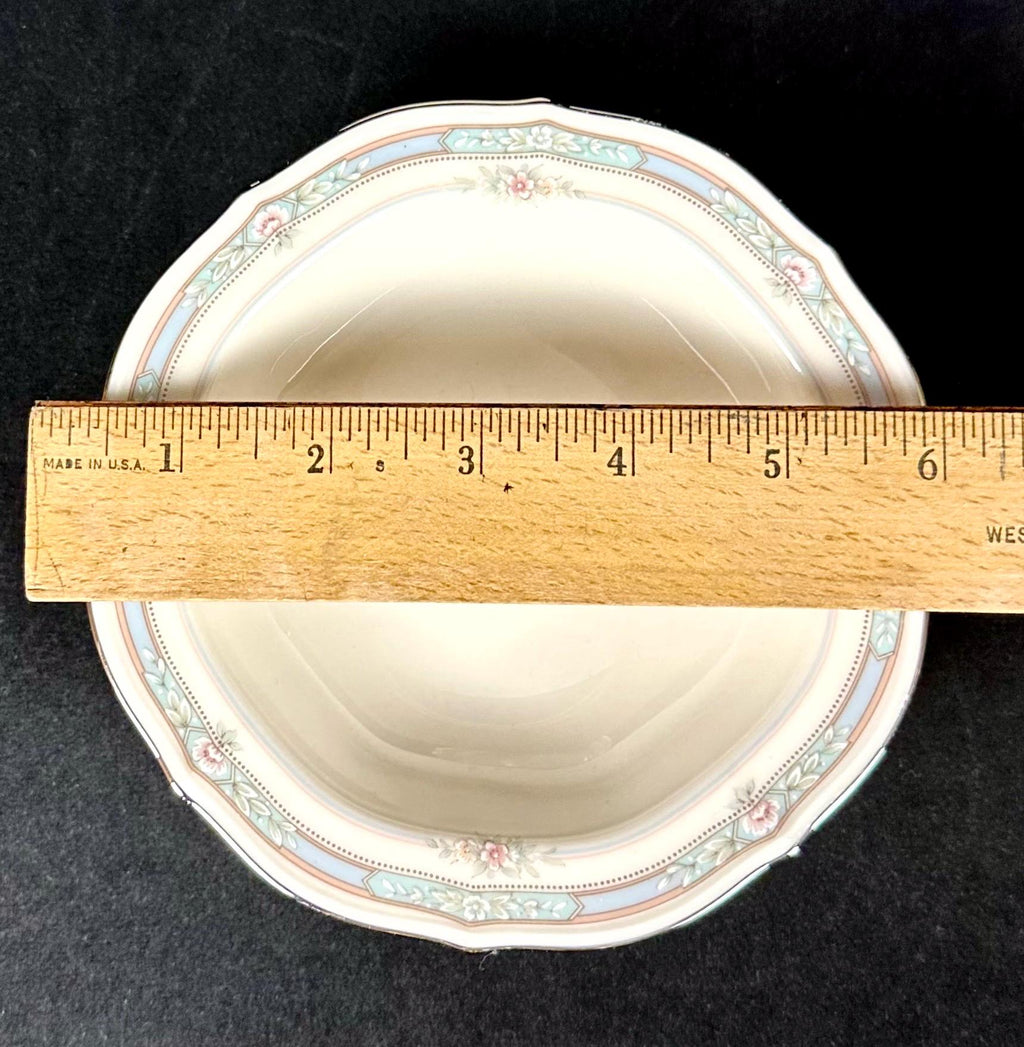 4 Noritake Rothschild Fruit Bowls