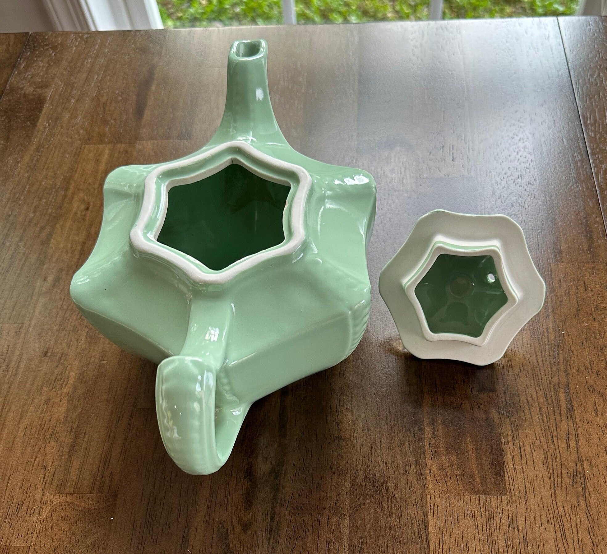 Vintage Hall Connie Teapot: 1940s Victorian Collection