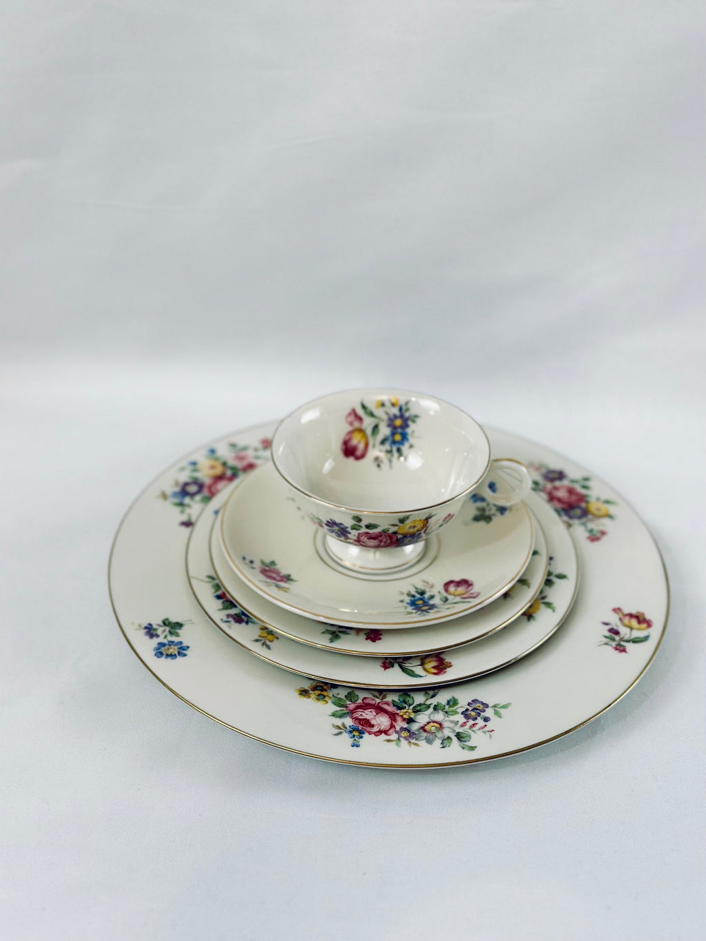 Theodore Haviland Pasadena Place Settings