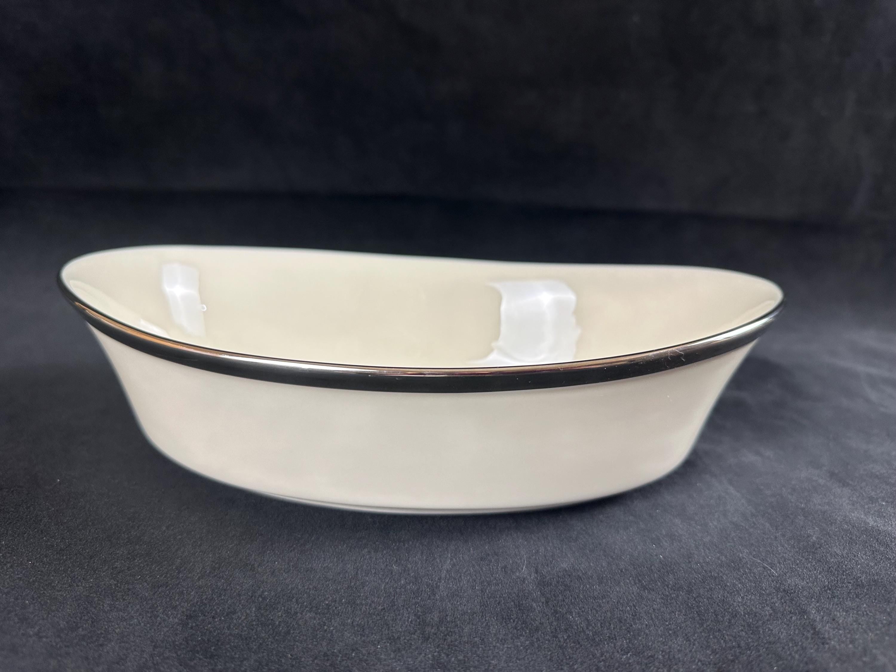 Lenox Solitaire Large Oval Serving Bowl