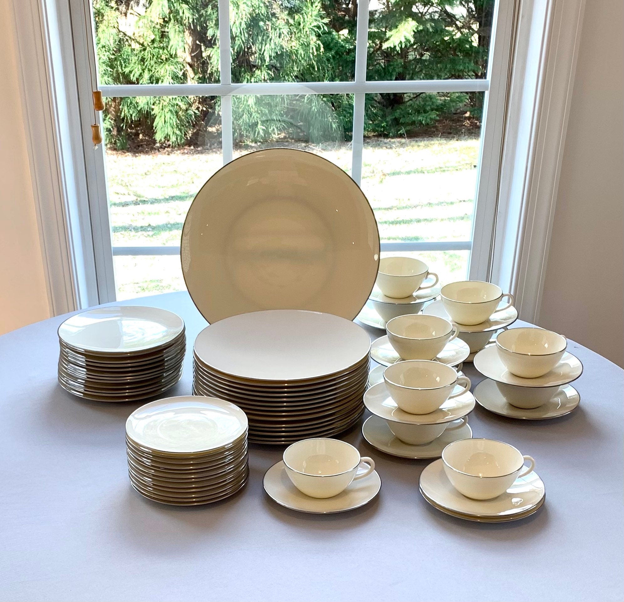 Lenox Olympia Platinum 5 Piece Place Settings