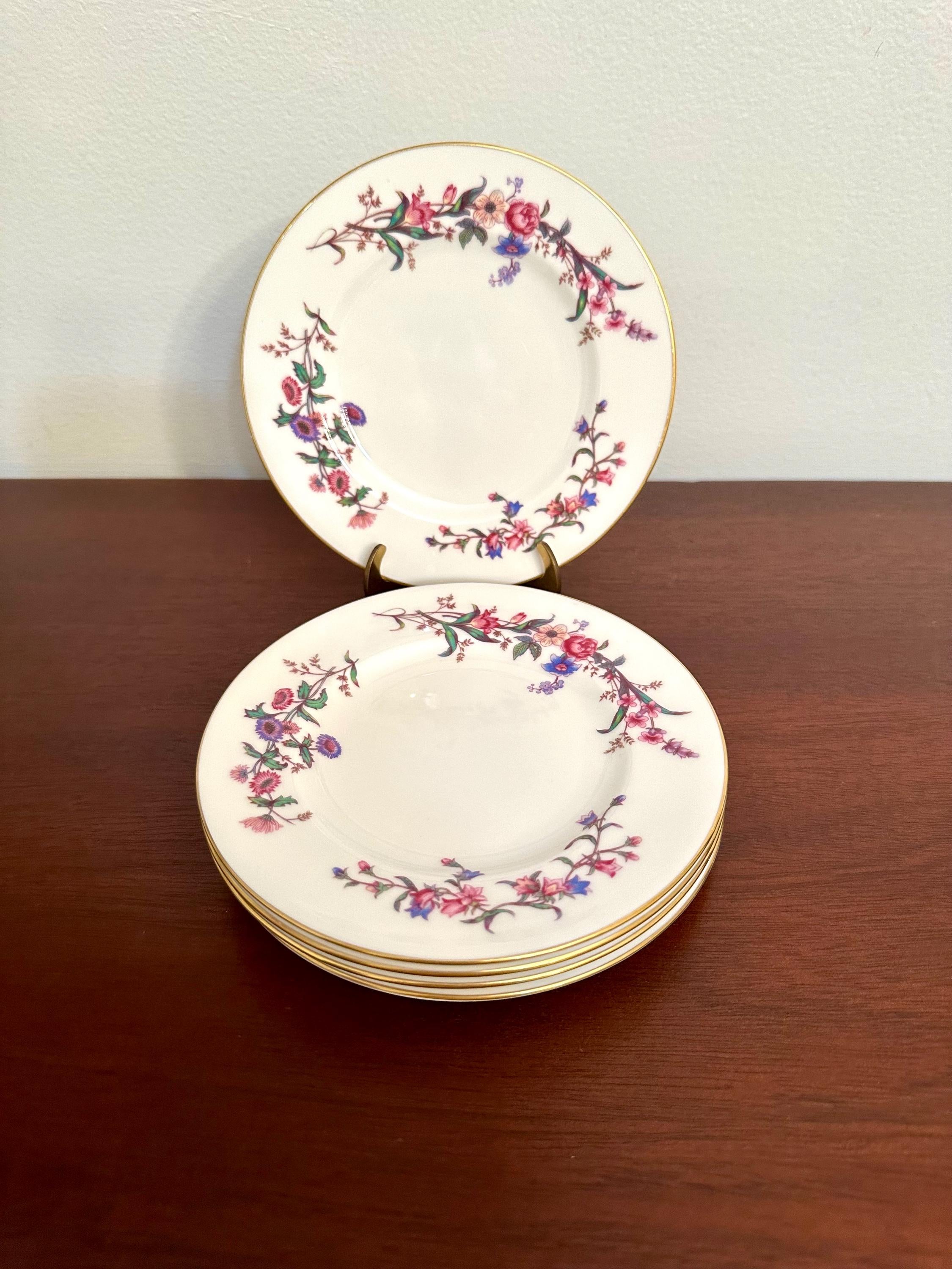 4 Wedgwood Devon Sprays Dinner Plates