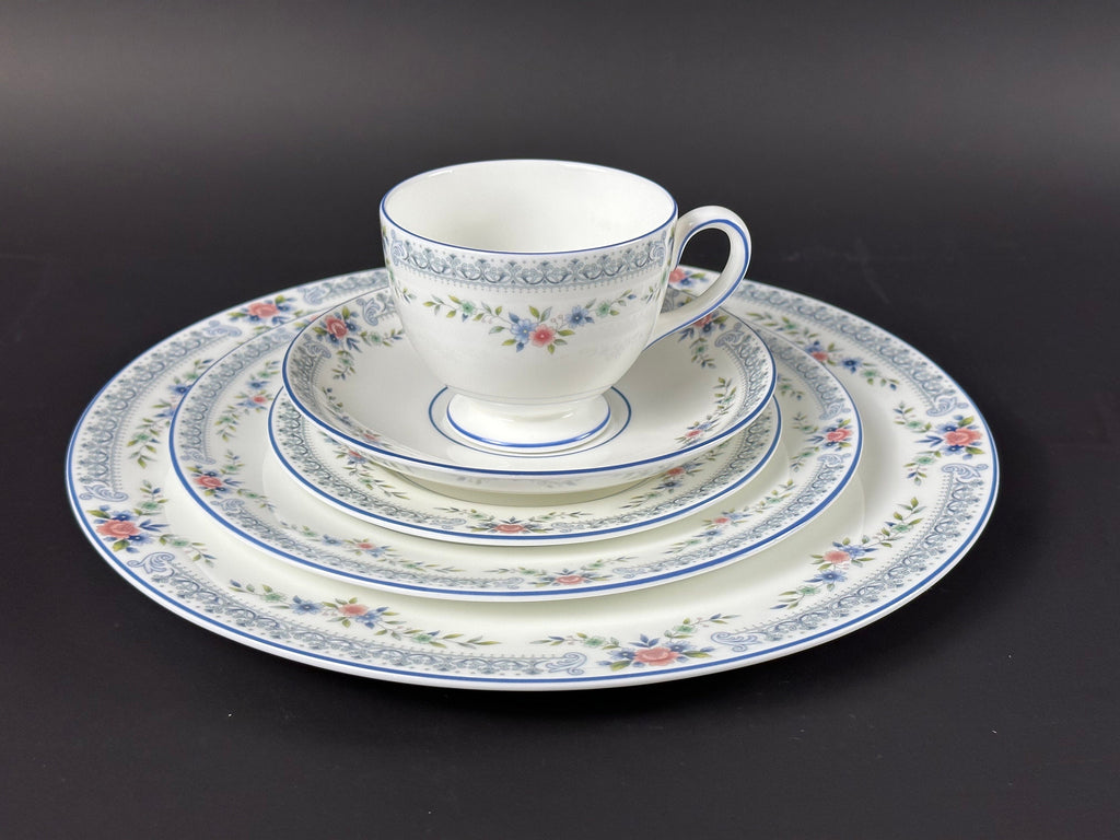 Wedgwood Rosedale Five Piece Place Setting