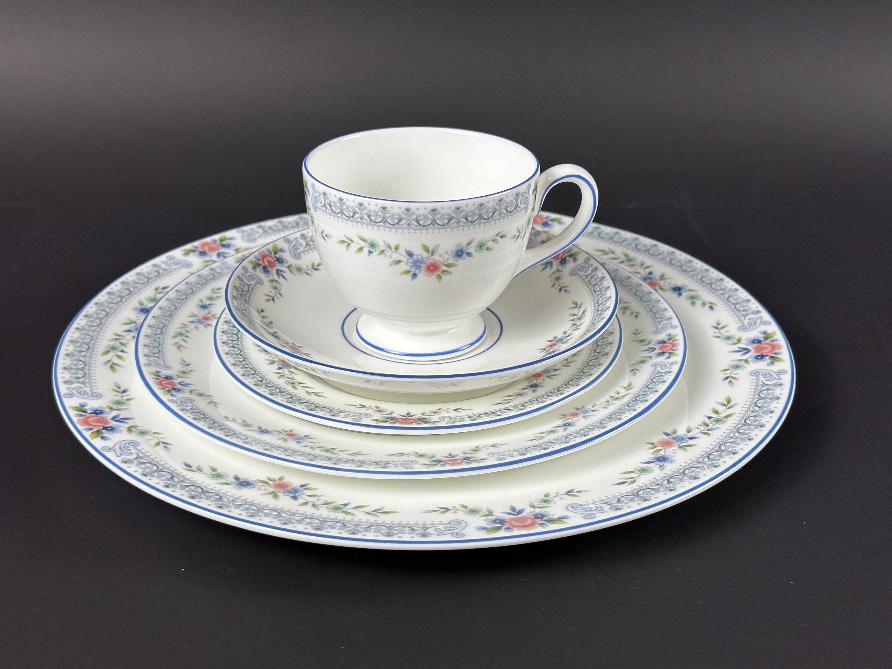 Wedgwood Rosedale Five Piece Place Setting