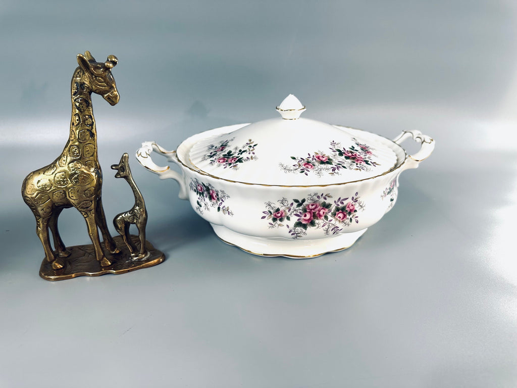 Royal Albert Lavender Rose Covered Serving Bowl