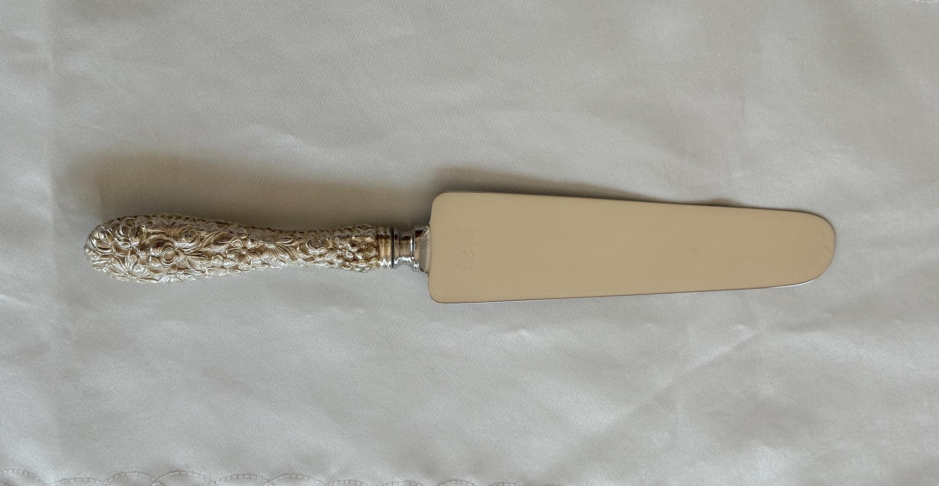 Stieff Rose Cake Server Sterling Handle