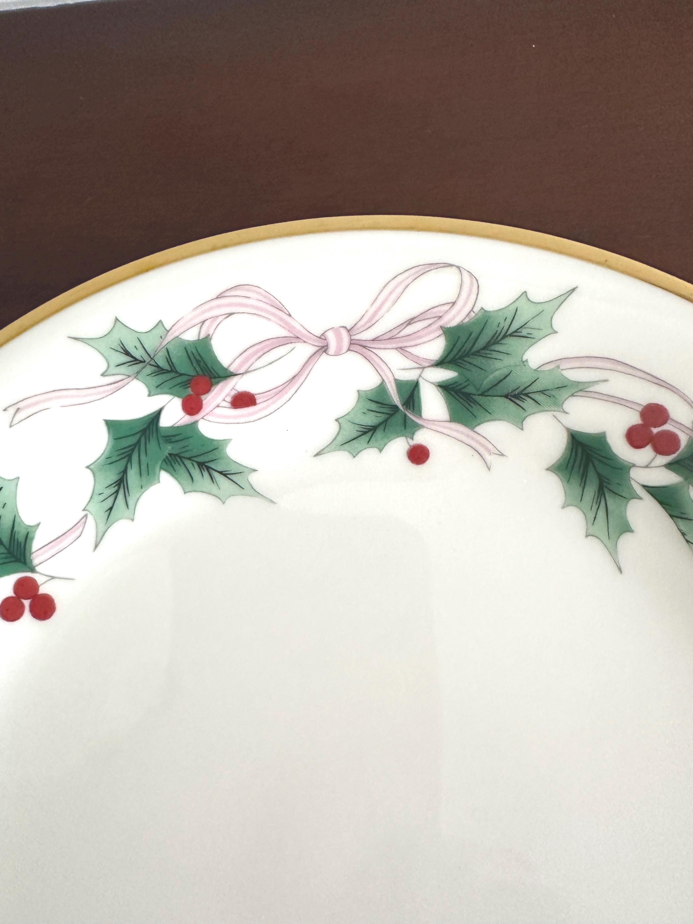 4 Mikasa Ribbon Holly Dinner Plates