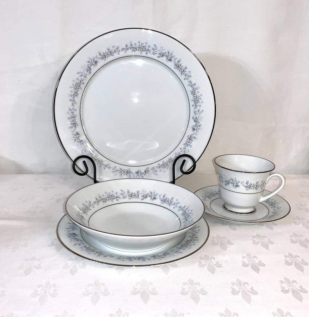 Noritake Marywood Place Setting