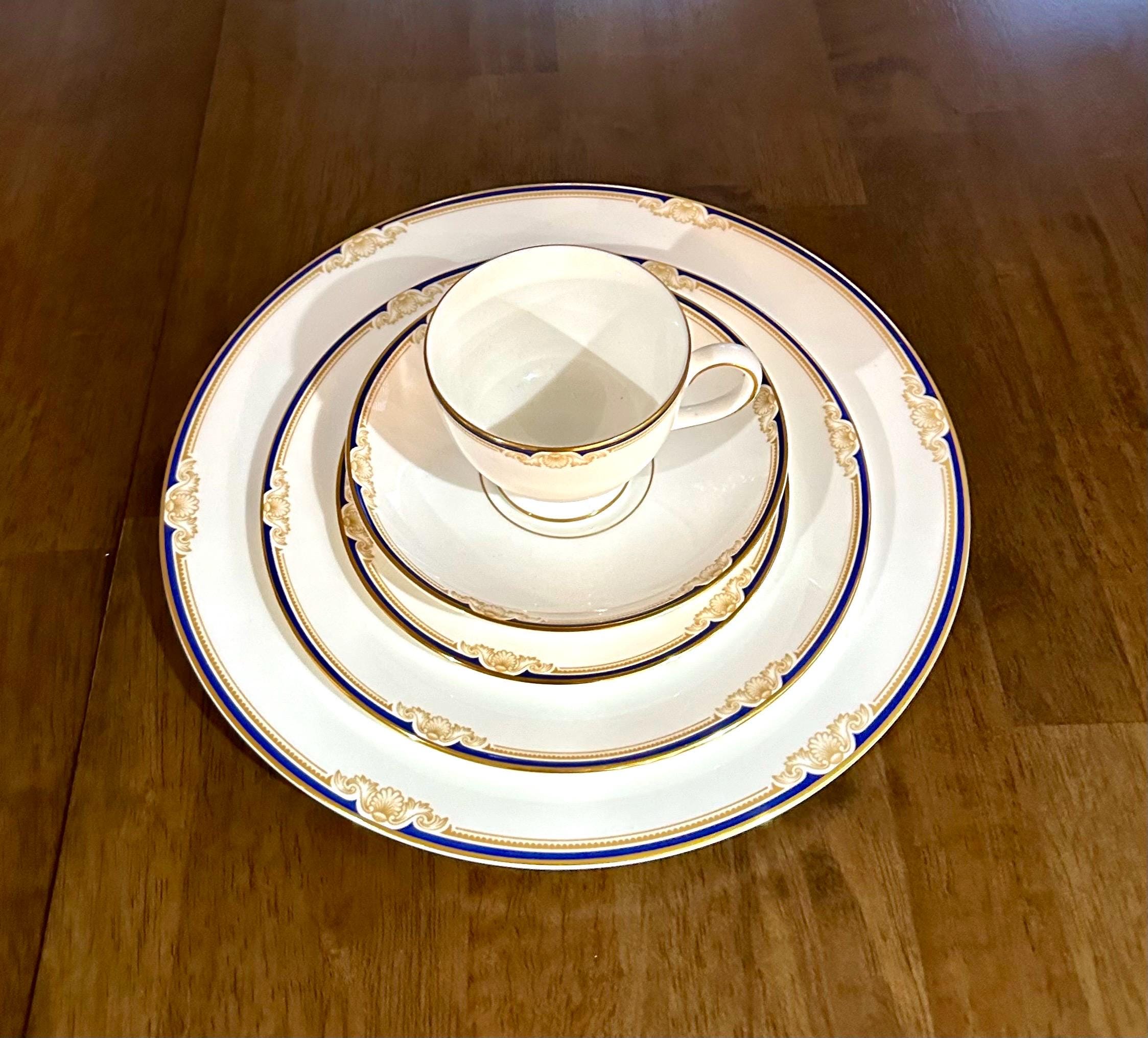 Wedgwood Cavendish 5 Piece Place Settings