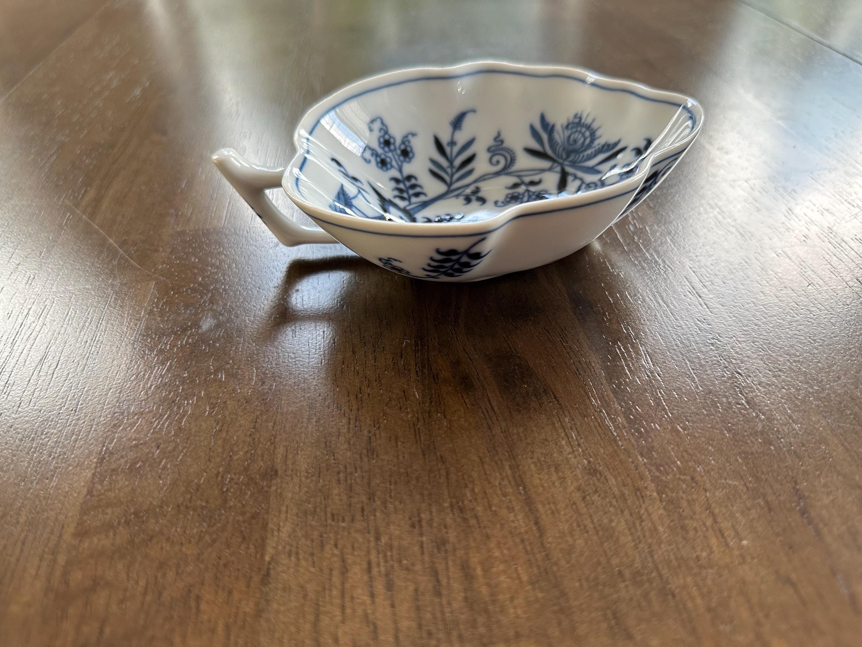 2 Blue Danube Leaf Shaped Nut/ Candy Dishes
