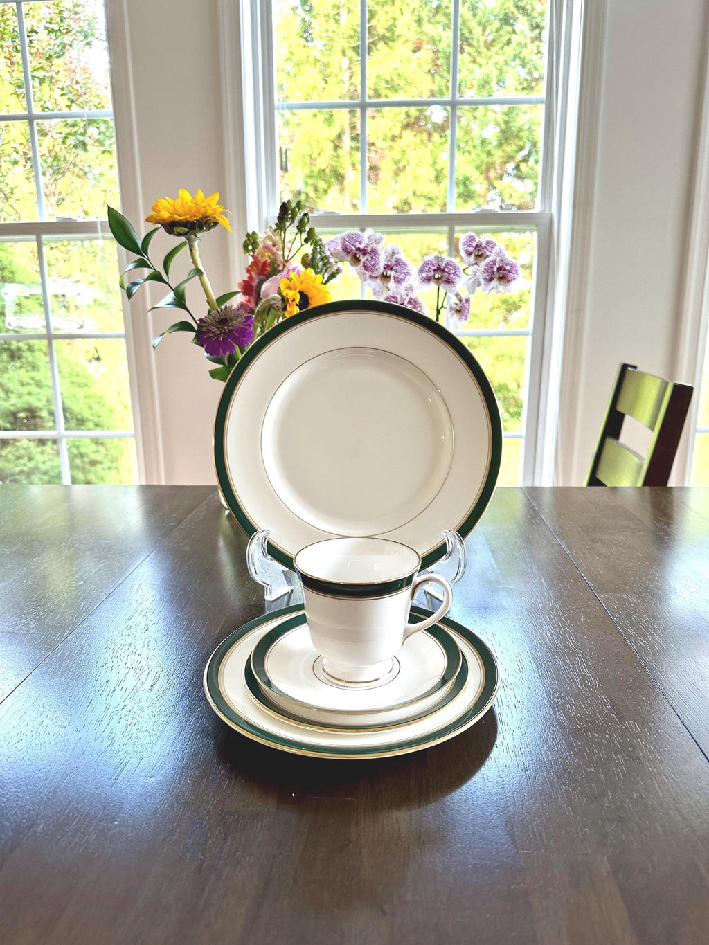 Royal Worcester Howard Green 5 Piece Place Settings