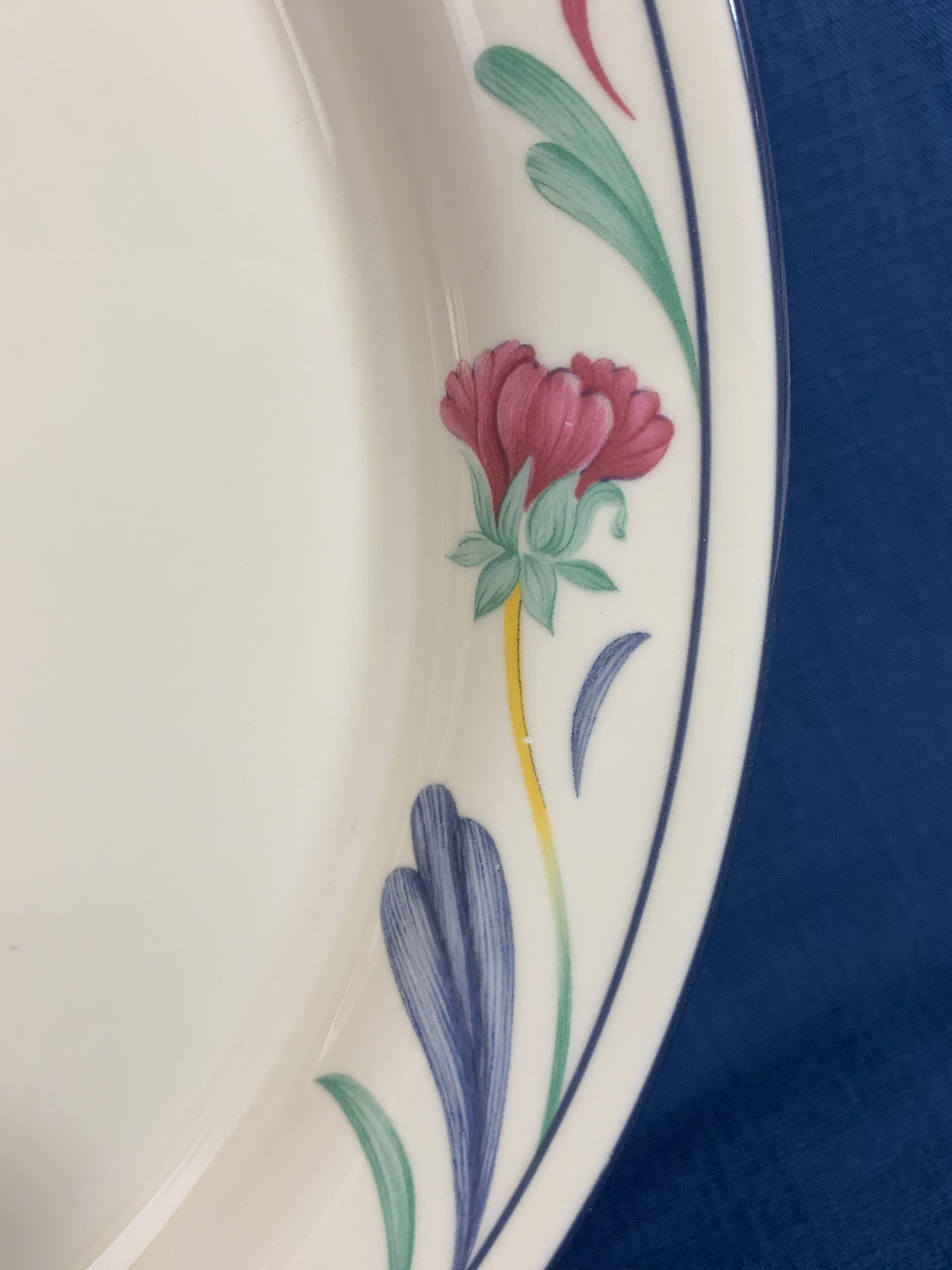 Lenox Poppies on Blue Chop PlateRound Platter