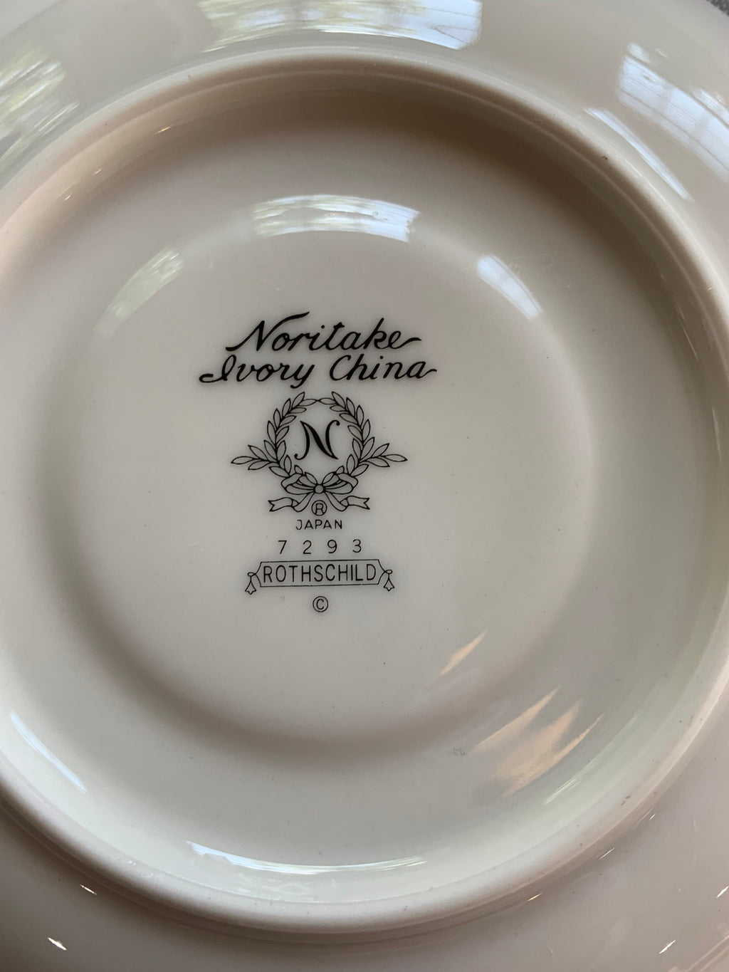 Noritake Rothschild 8 Place Settings
