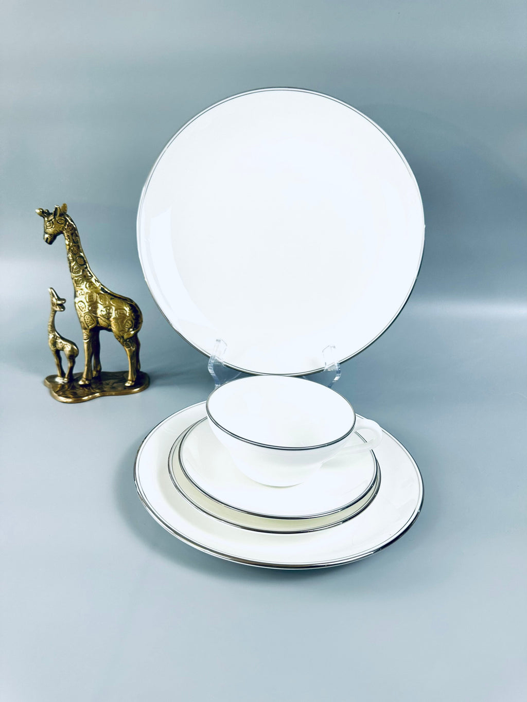 Wedgwood Doric Platinum Place Setting