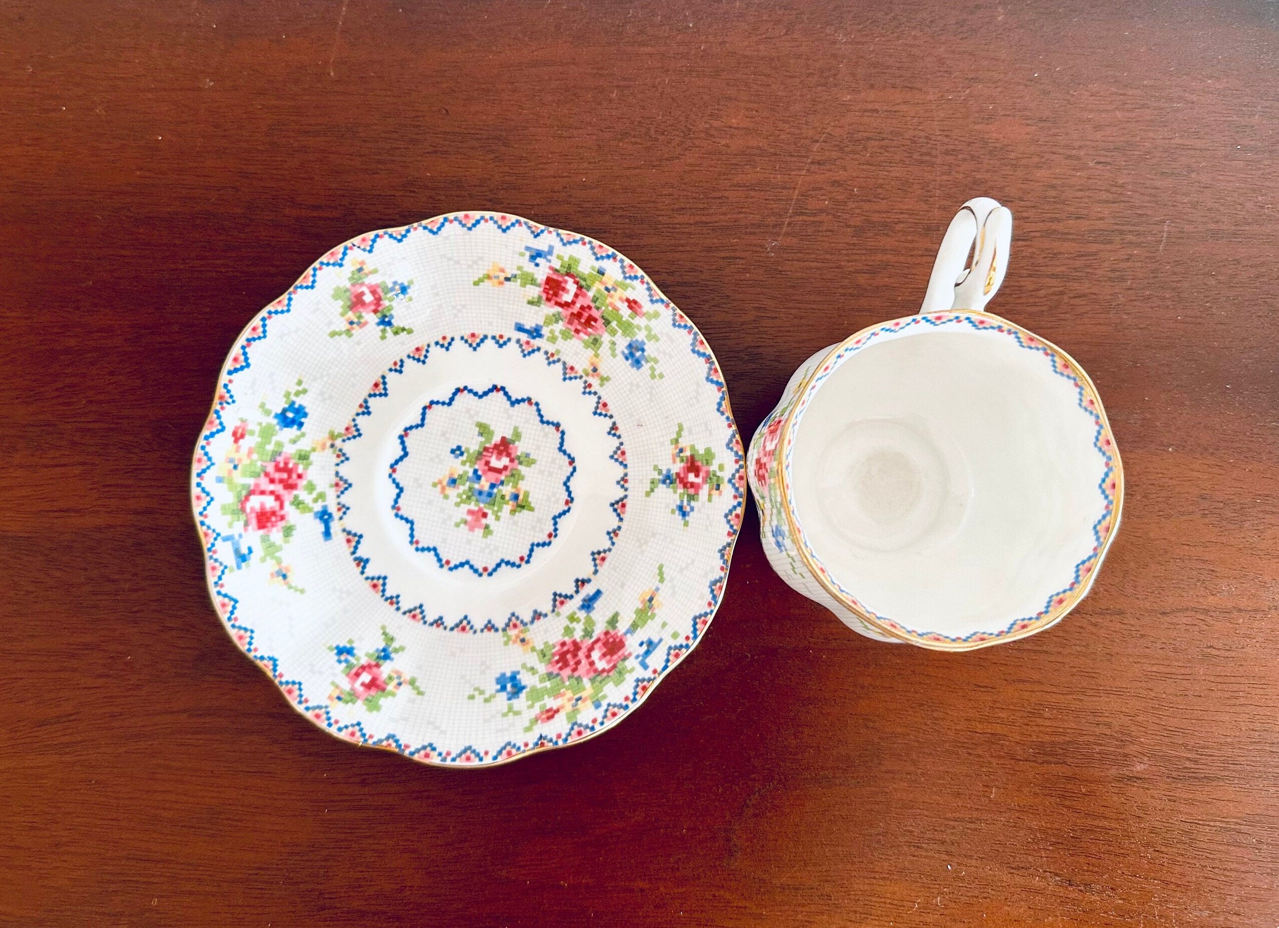4 Royal Albert Petite Point Teacups and Saucers