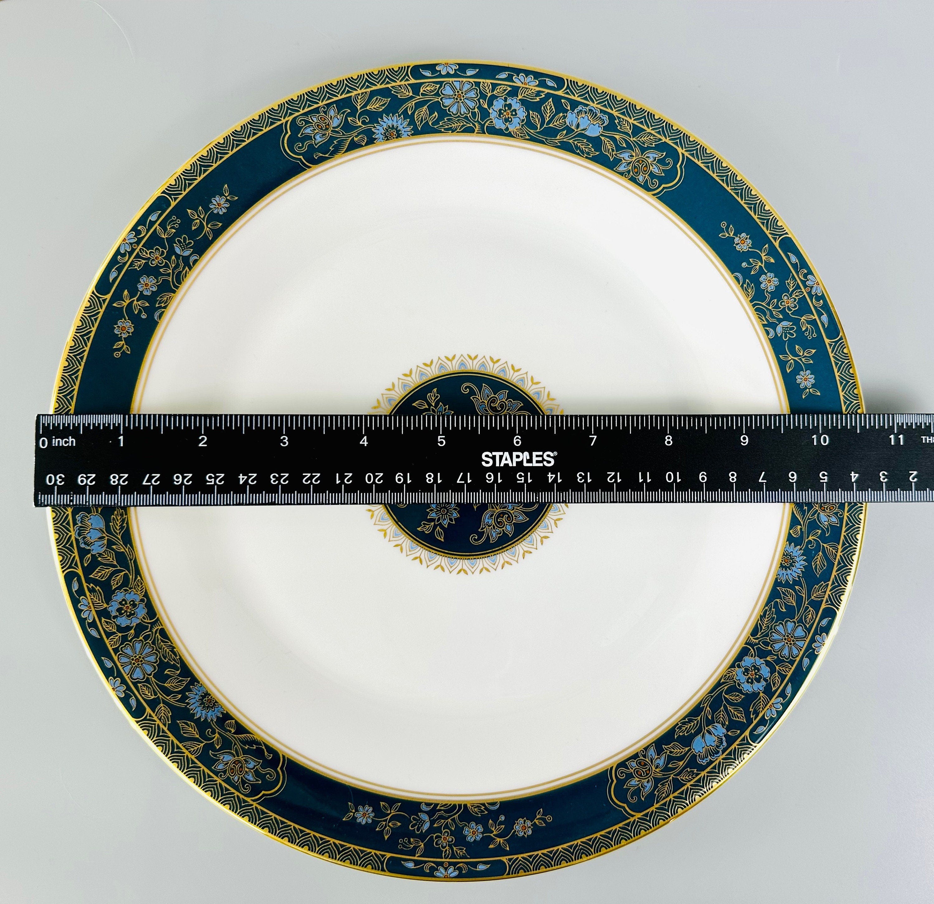 2 Royal Doulton Carlyle Dinner Plates
